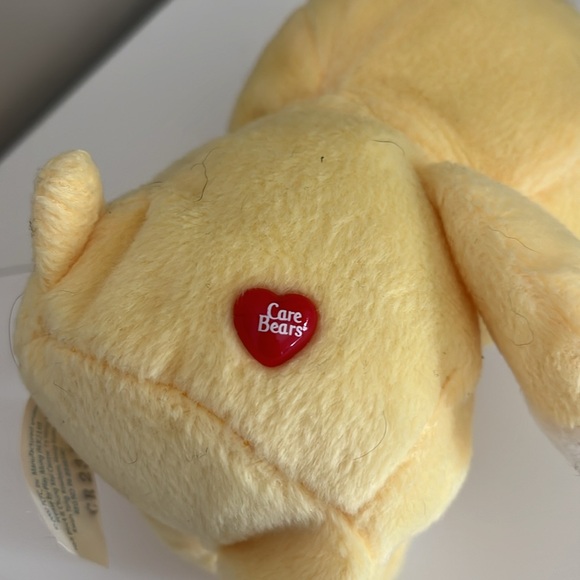☀️ Care Bear Fun Shine Bear 8” Carlton Cards 2002 Yellow Sunshine - Picture 2 of 3